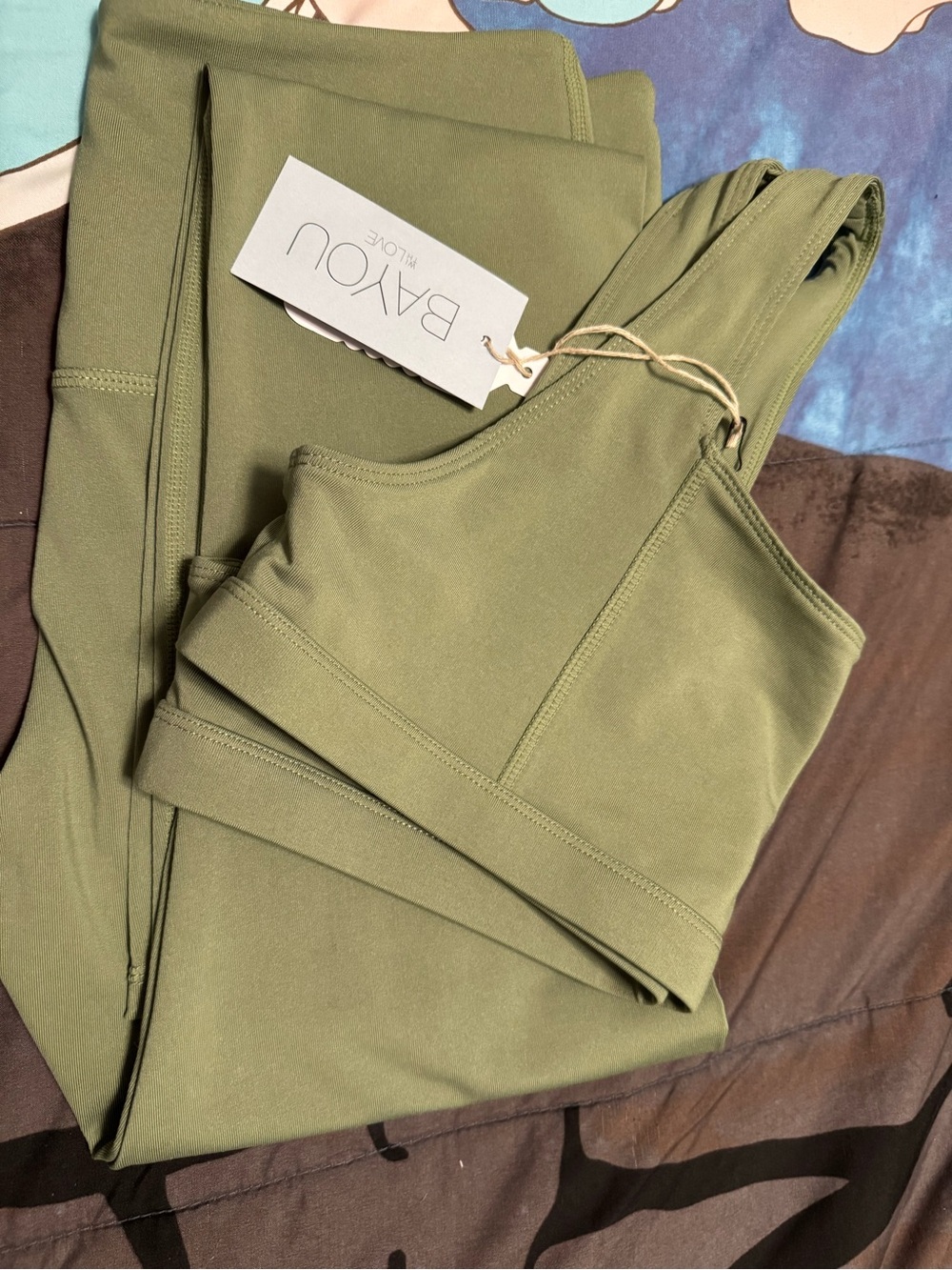 NWT Bayou With Love Athletic Set